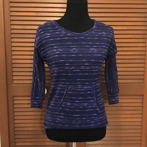 Splendid purple kangaroo pocket sweater 12